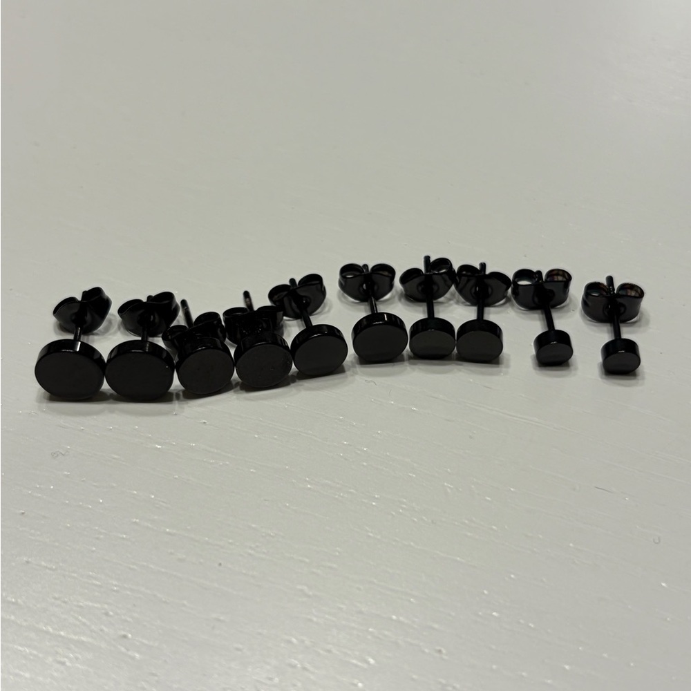Set of 5 Black Stud Earrings